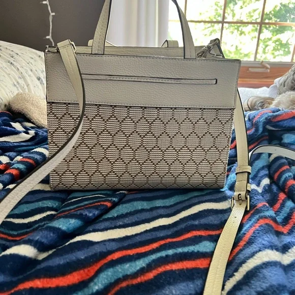 Kate Spade Cream and Tan Shoulder Bag - Picture 3 of 5